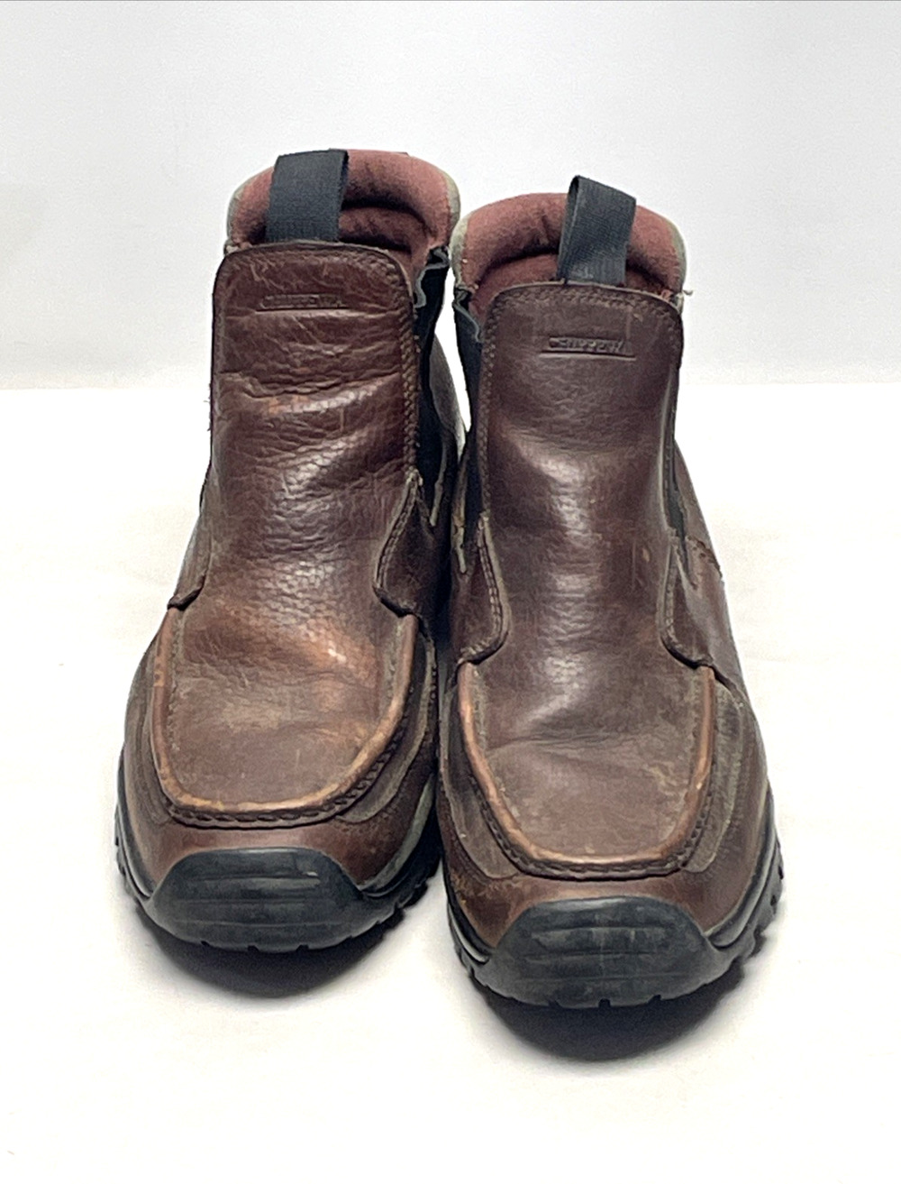 Chippewa Mens 10.5 M Waterproof Leather Pull-On Boots Vibram Sole Brown 24700